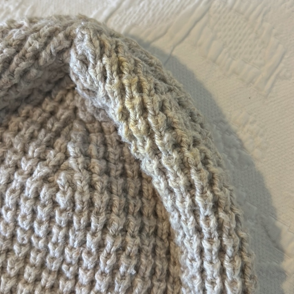 Madewell Beanie Fitted in Sand​​​​​​​​​ - Picture 6 of 7